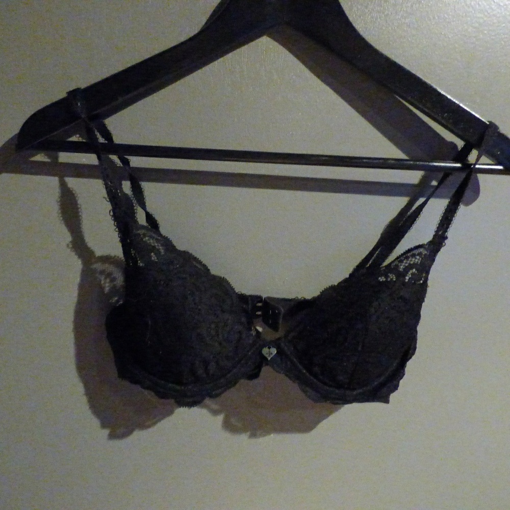 BLACKHEARTS BRA